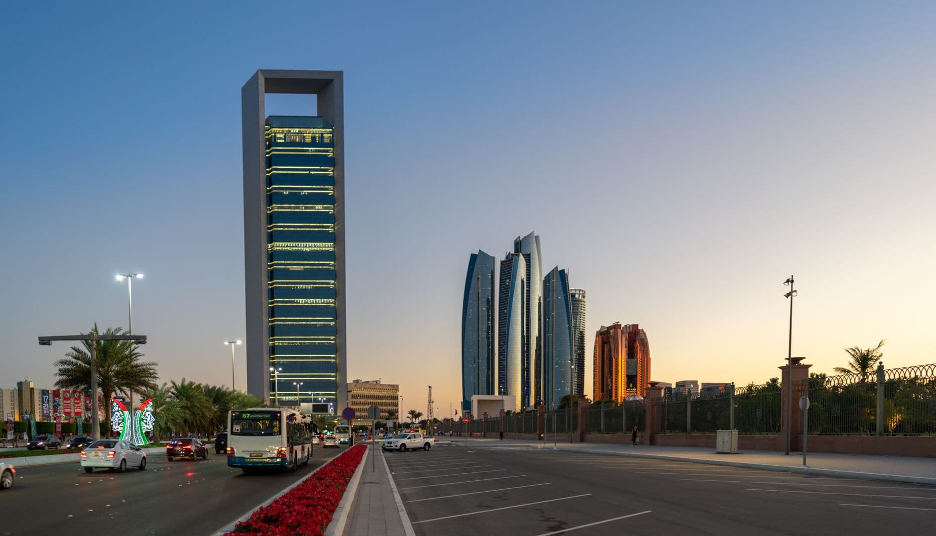 Le vie del centro di Abu Dhabi