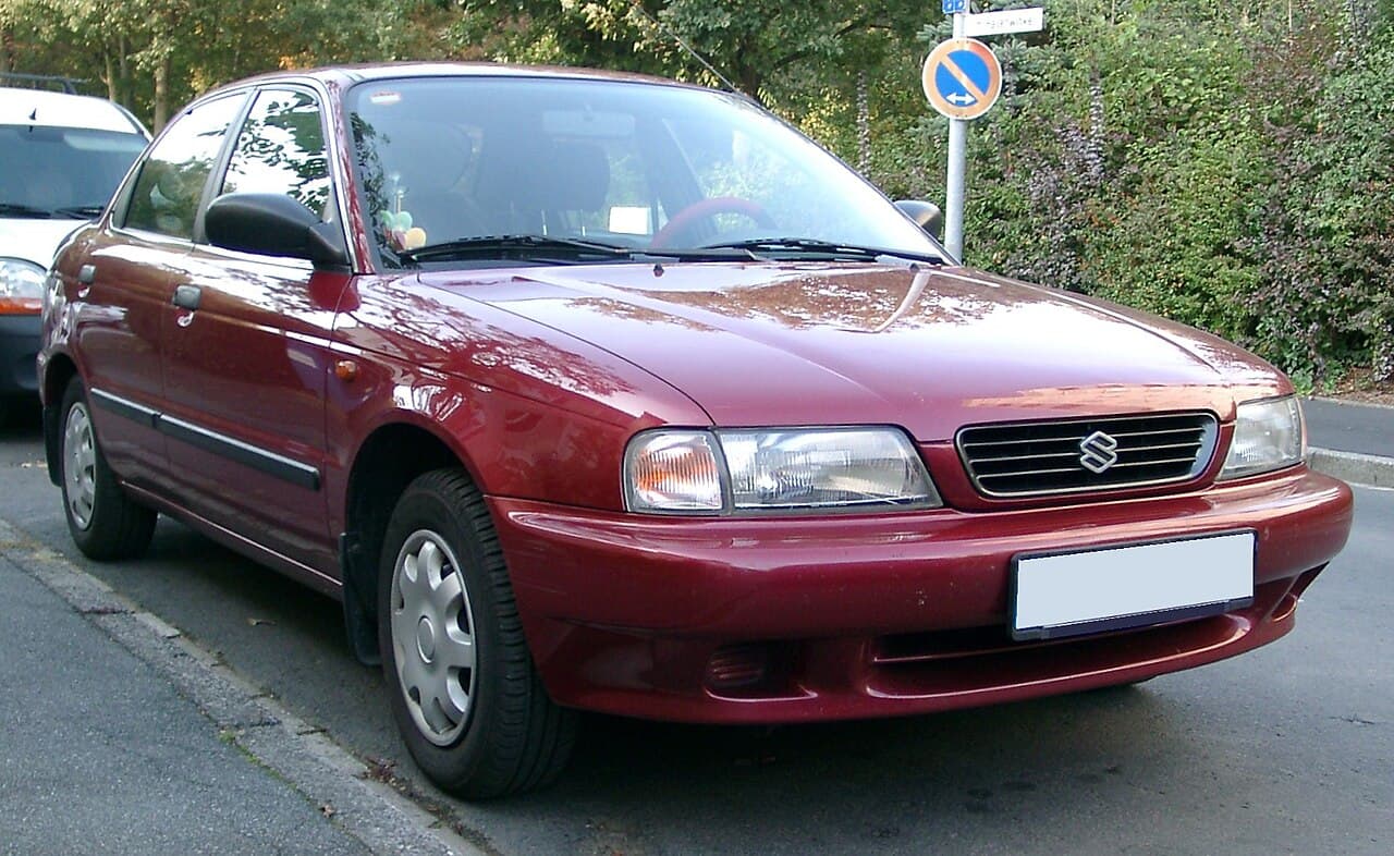 Suzuki Baleno o modello simile